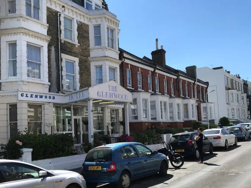 The Glenwood Hotel - Image 1