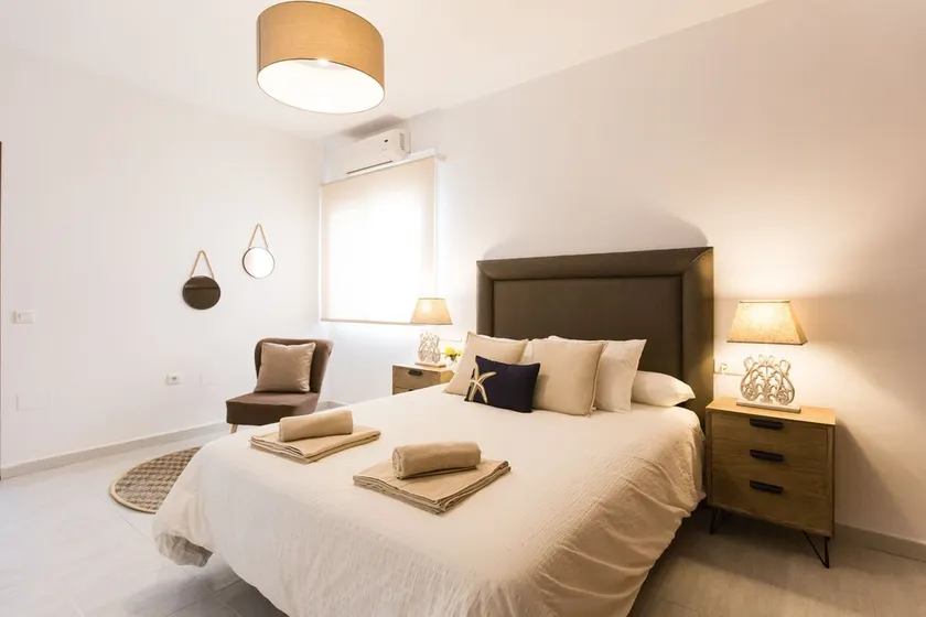 Suncity Plaza Apartments - Image 1