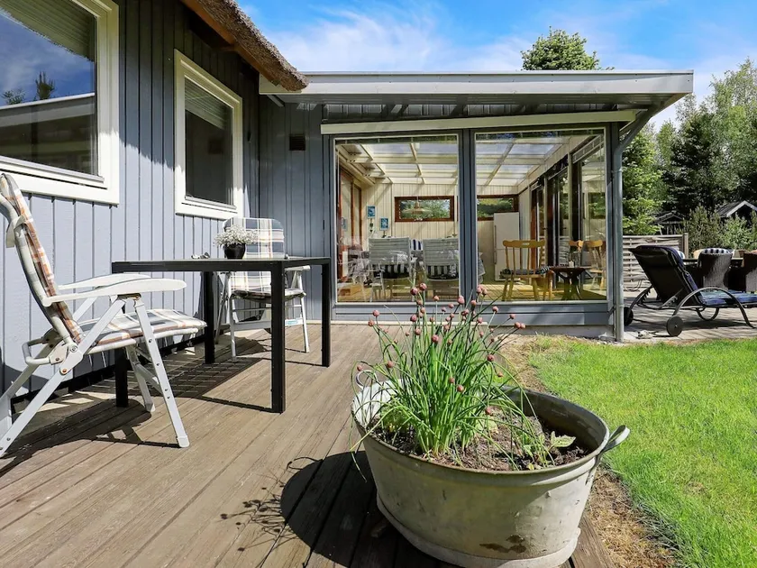 7 Person Holiday Home in Hals - Image 1