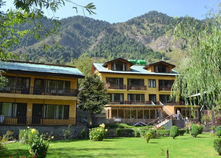 Hotel Himalaya House - Image 1