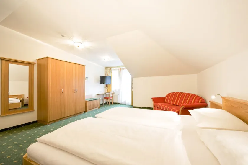 Hotel Gratz - Image 1