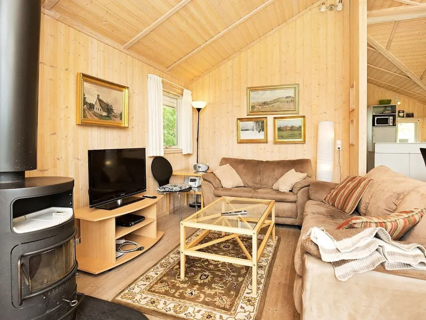 Comfortable Holiday Home in Hornbaek Near Sea - Image 1