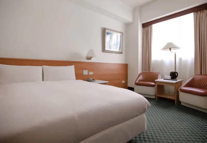 Tien Chin Hotel - Image 1