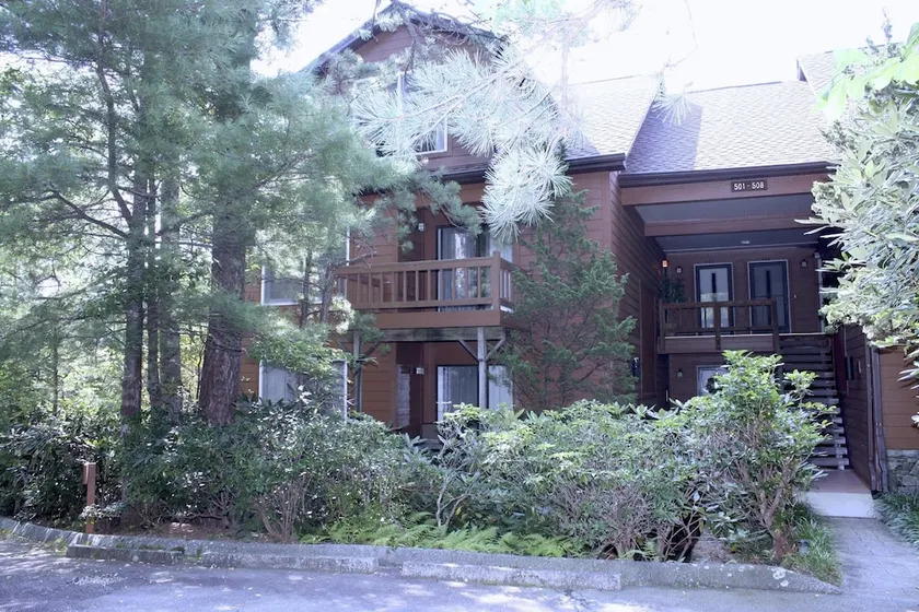 North Carolina Mountain Retreat - Image 1