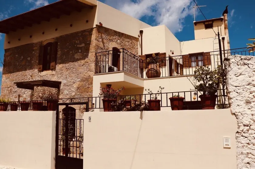 Malia Traditional House - Image 1