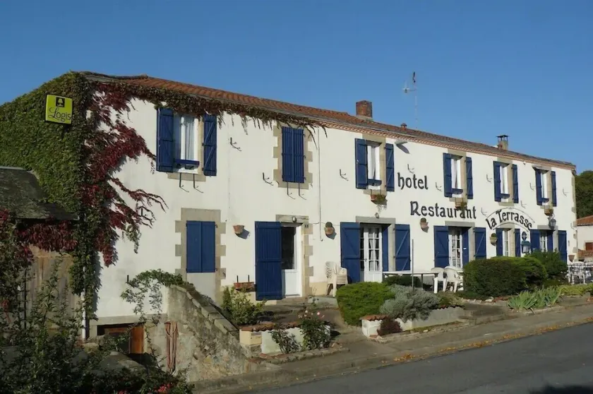 Hotel Restaurant La Terrasse - Image 1
