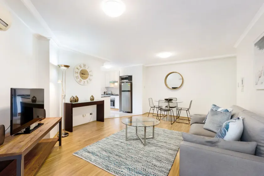 Pyrmont Modern 1 BDR Apartment 28 MIL - Image 1
