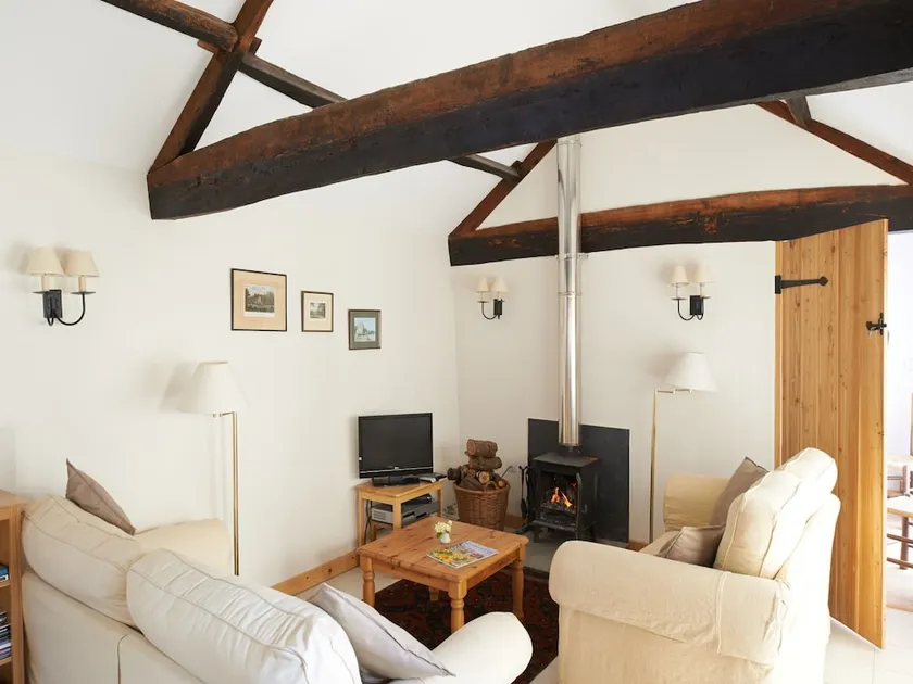 Delightful two Bedroom Converted Coach House in the Grounds off a Farm - Image 1