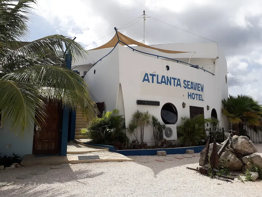 Atlanta Seaview Hotel - Image 1