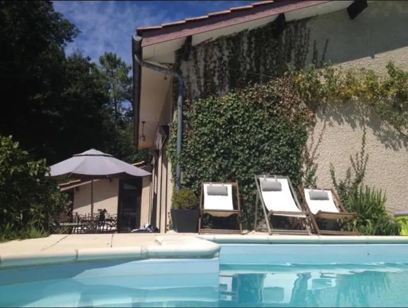 Villa With 4 Bedrooms in Le Pian-médoc, With Private Pool, Enclosed Ga - Image 1