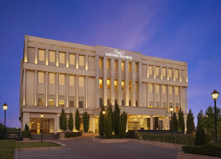 Seyfert Sarovar Premiere - Image 1