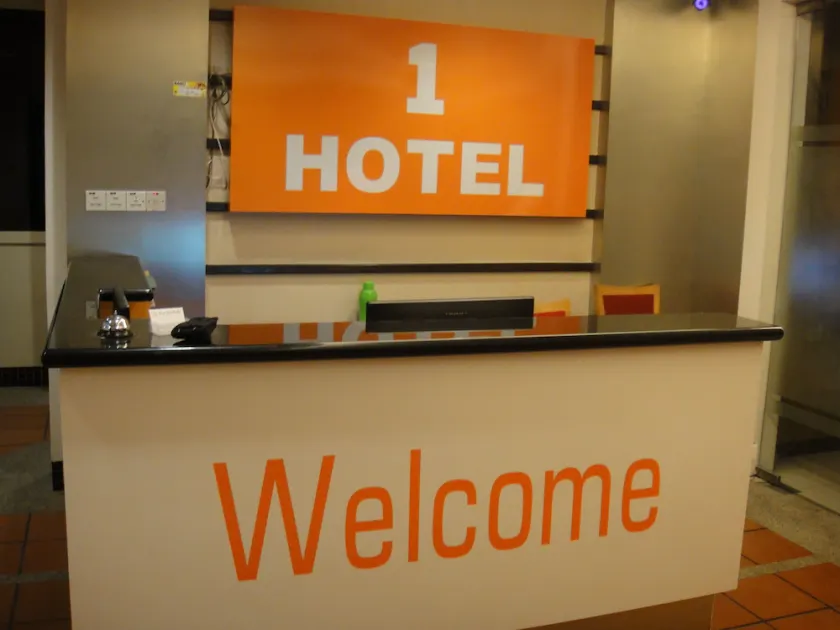 1 Hotel Pudu Cheras - Image 1