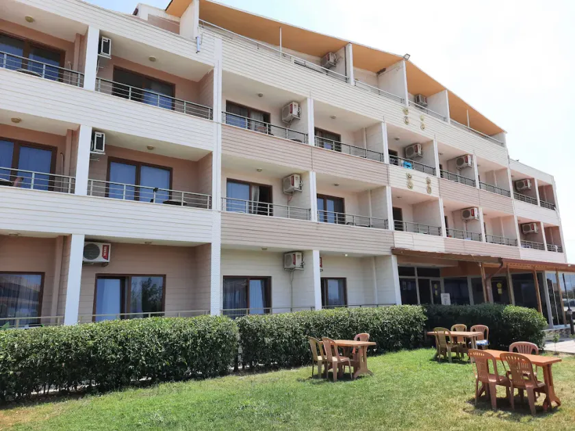 Eksen Otel Geyikli - Image 1