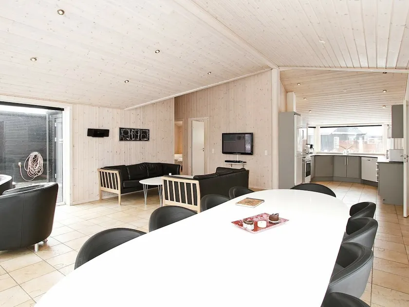 10 Person Holiday Home in Romo - Image 1