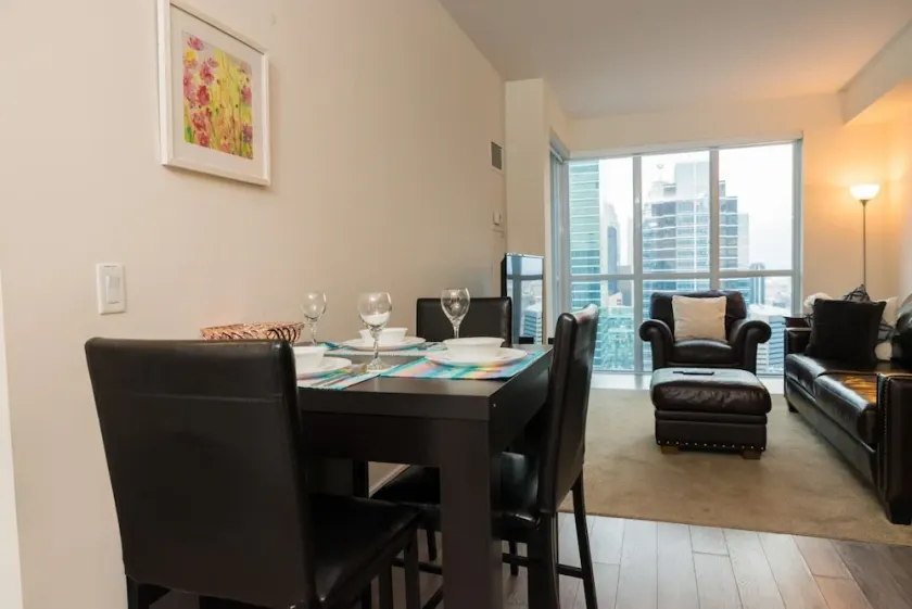 Sarkar Suites - CN Tower Rogers Centre - Image 1
