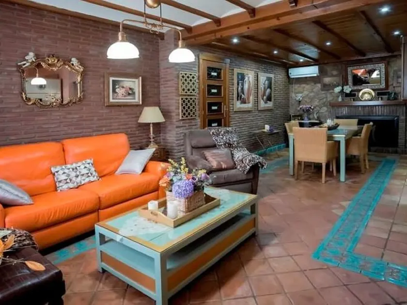 Serene Holiday Home in Padul With Swimming Pool - Image 1
