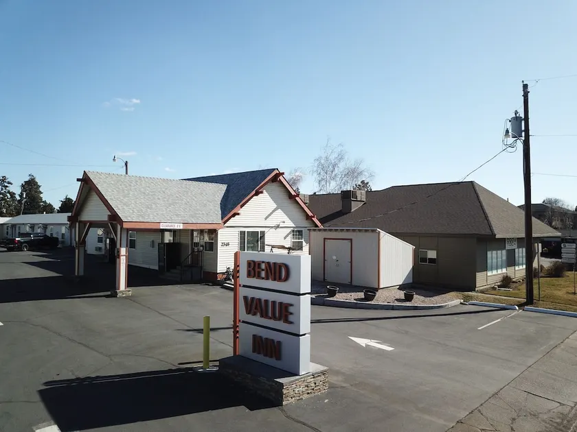 Bend Value Inn - Image 1
