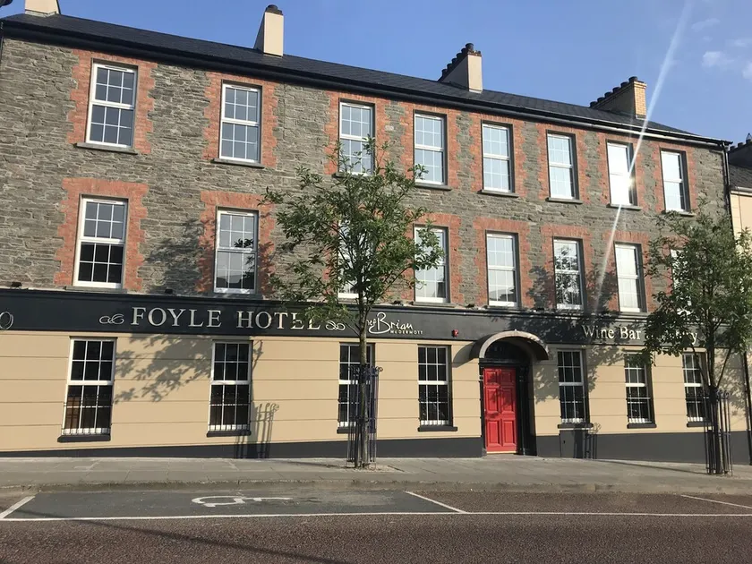 Foyle Hotel - Image 1