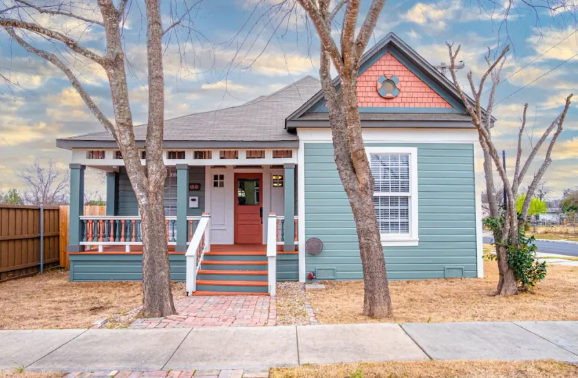 Beautiful Craftmans 4br/2.5ba Home Near Downtown - Image 1