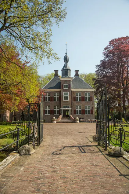 Kasteel Essenburgh Hampshire - Image 1