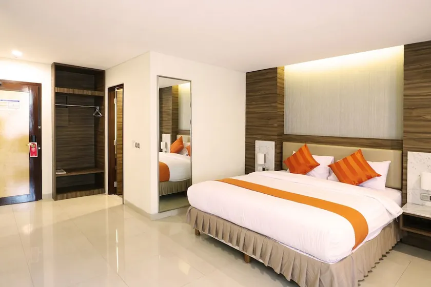Hotel Melawai 2 - Image 1