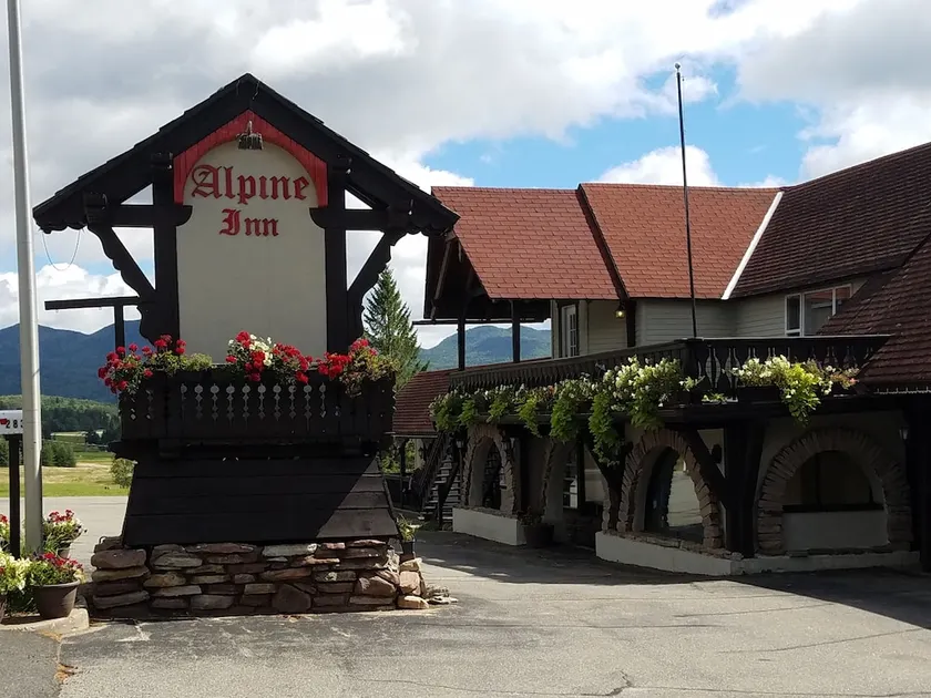Alpine Motor Inn - Image 1