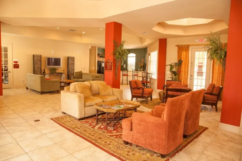 Terrace Ridge Apartment - Image 1