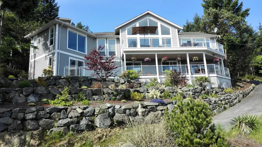 Nanaimo Ocean View B&B - Image 1