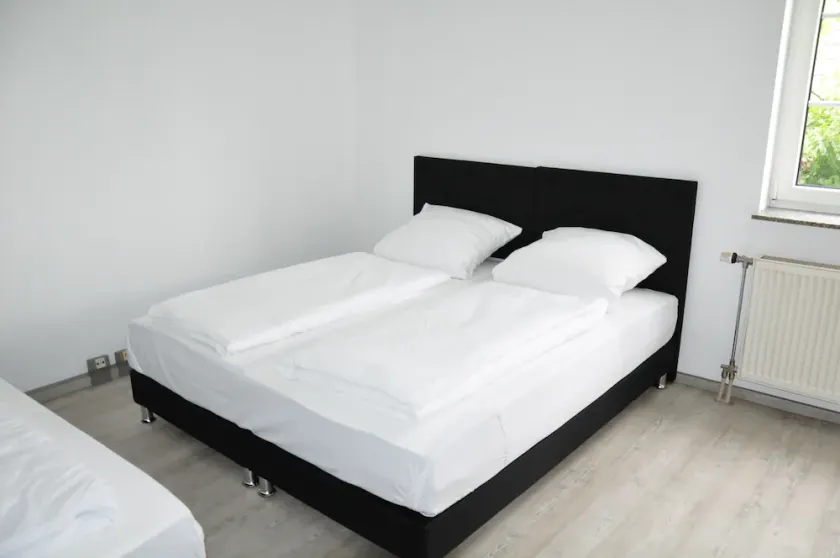 Hotel Vladi - Image 1