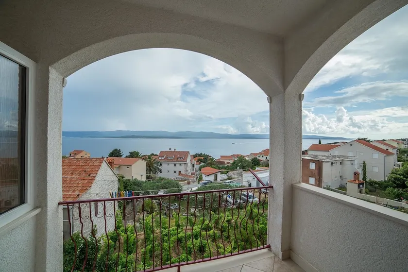 Apartments Brizic - Image 1