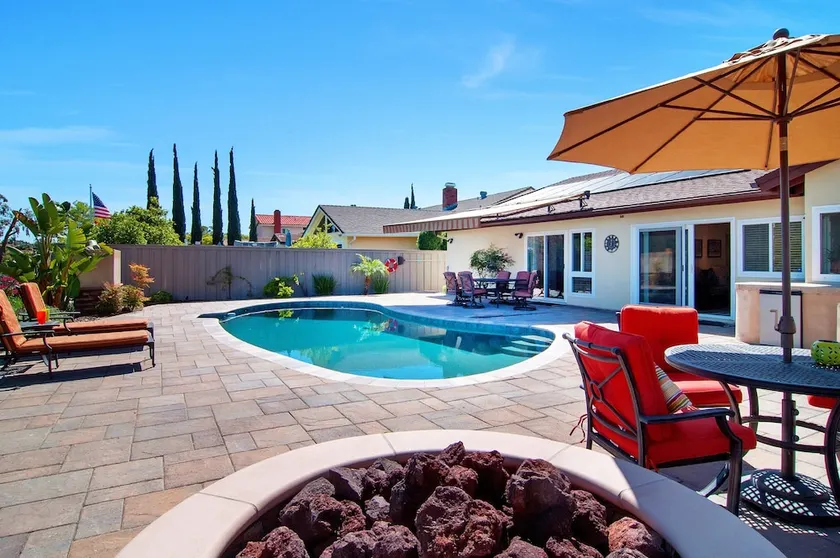 Hemingway House Hilltop Heaven with Pool by RedAwning - Image 1