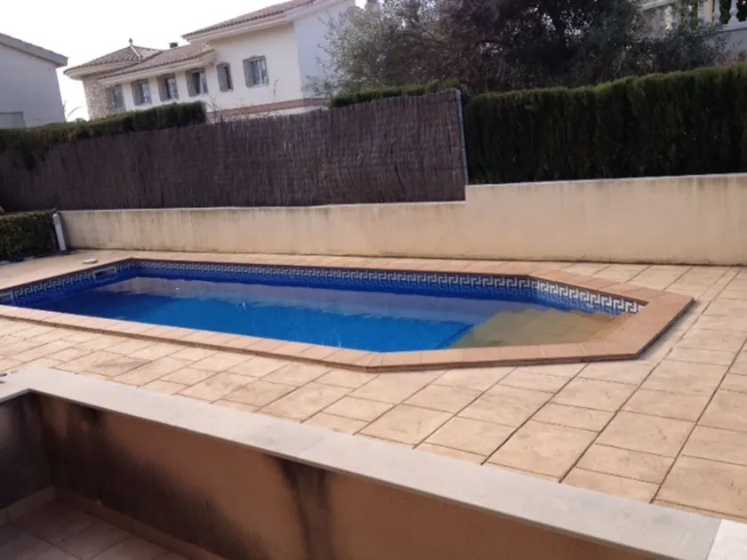 House With one Bedroom in L'ampolla, With Pool Access and Enclosed Gar - Image 1