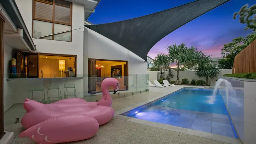 Your Luxury Escape - OneCoral - Image 1