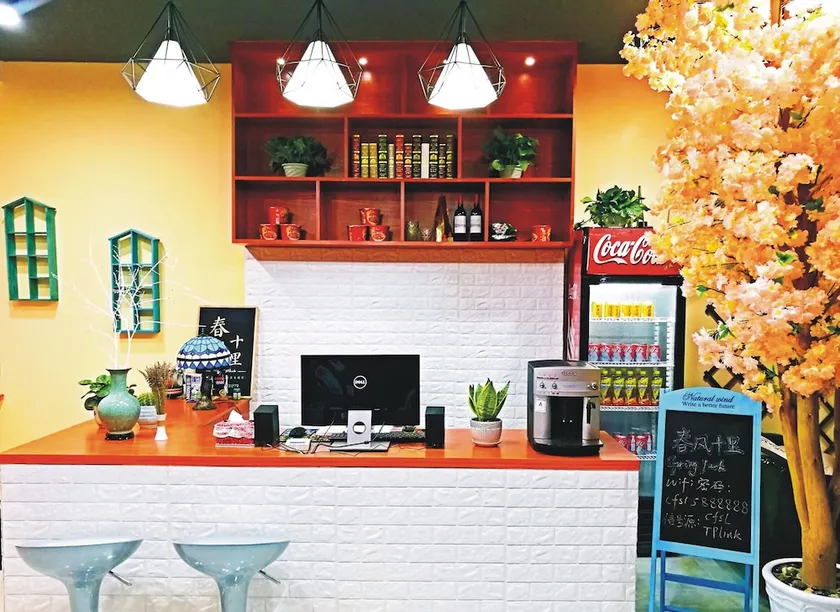 Spring Breeze Boutique Guest House - Image 1