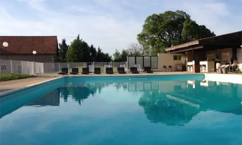 Domaine Du Terrou - Image 1