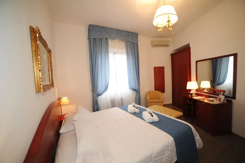 Hotel Svevia - Image 1