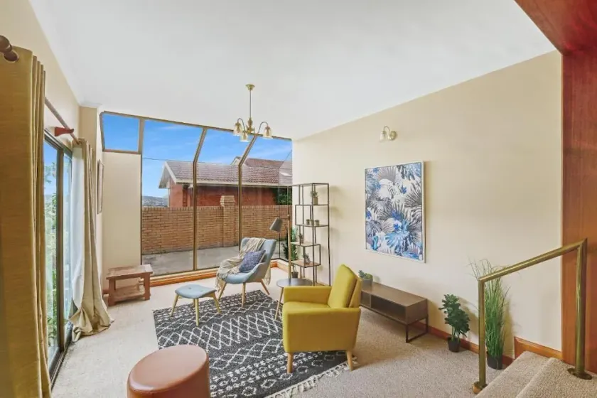 Vintage Cuddle Guest House - Image 1