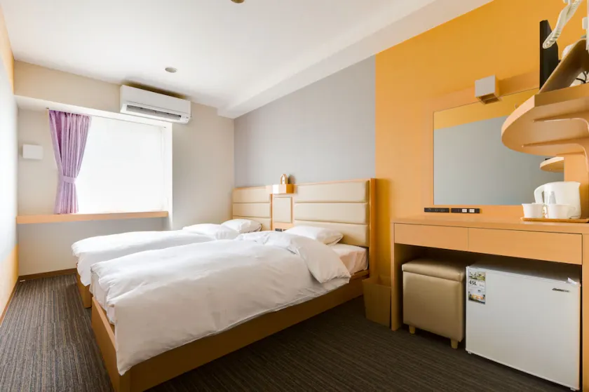 Kansai Seaside Hotel - Image 1