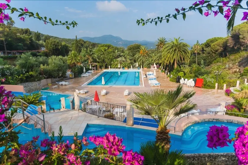 Camping Village Rosselba Le Palme - Image 1
