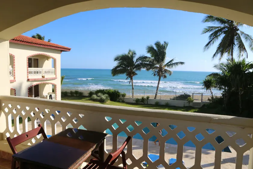 Barefoot Beach Pad - Image 1