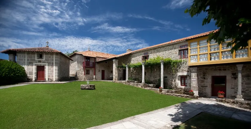 Rectoral de Castillón - Image 1