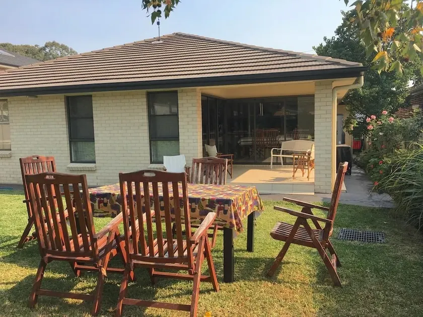Sydney Amazing Holiday Home - Image 1