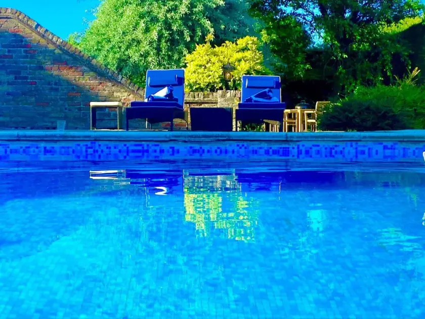 Idyllic Country Retreat With Wow Views & Lush Pool - Image 1