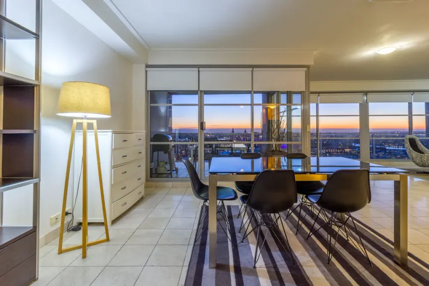 Midtown Darling Harbour - Image 1