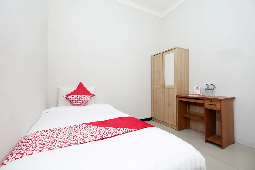 SPOT ON 1800 Ed Ed Residence - Image 1