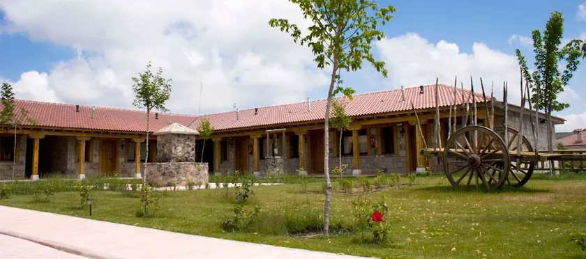Albergue Turistico San Anton - Image 1