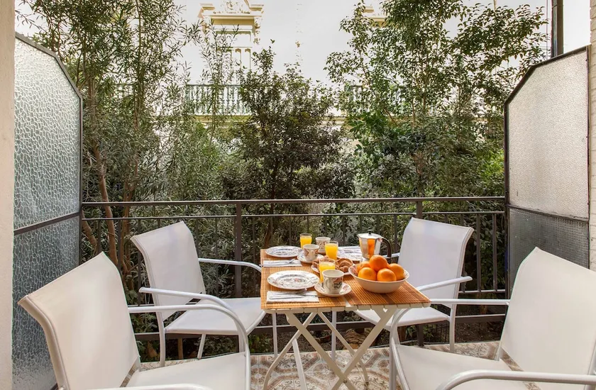 Valencia Flat Rental - Apartment in the old town with terrace - Image 1