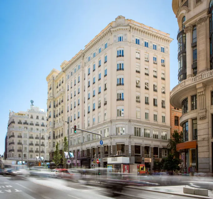 Hotel Madrid Gran Via 25 Affiliated by Meliá - Image 1