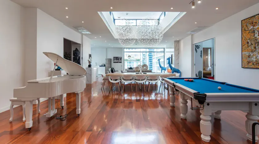 Benviar Tonson Residence - Image 1