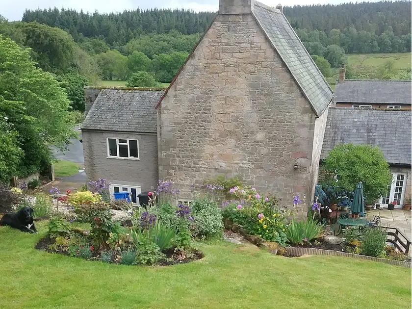 Bonny Barn - Image 1